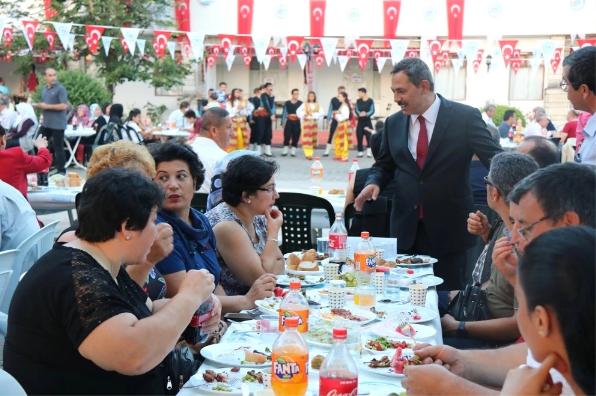 Başkan Uysal Gurbetçileri Bir Araya Getirdi