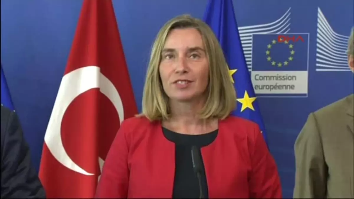 Ingiliz Guardian Mogherini\'nin Türkiye Ile Diyalog Yolu Açık Kalmalı Sözlerine Yer Verdi