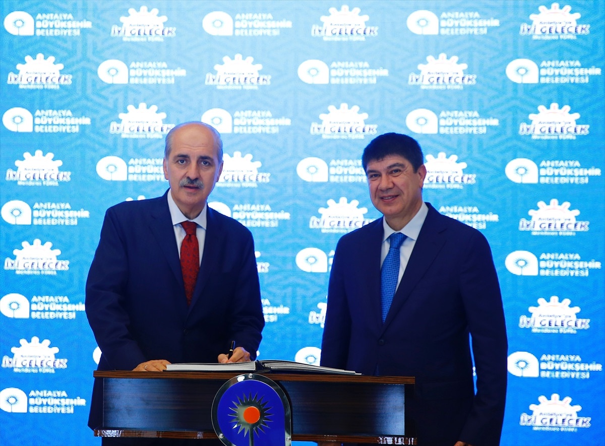 Kültür ve Turizm Bakanı Kurtulmuş Antalya\'da Açıklaması