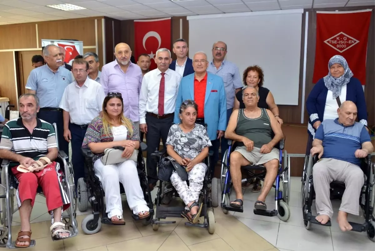 Mersin\'deki Engellilere Alman Gurbetçilerden Şefkat Eli