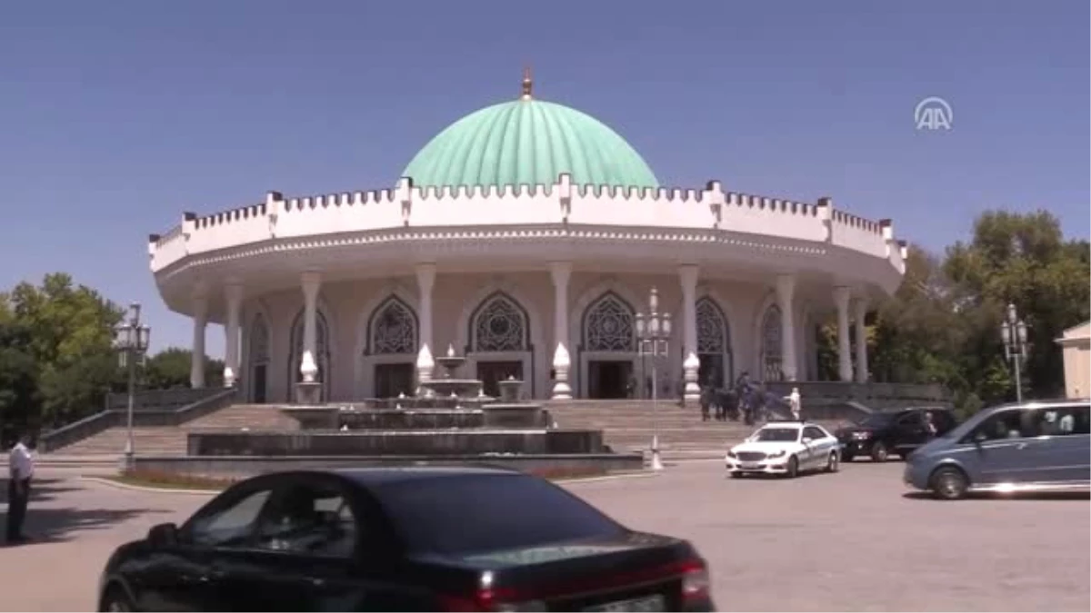 Milli Savunma Bakanı Canikli Özbekistan\'da - Timuriler Devlet Müzesi ve Şehitler Hatırası Alanı\'nı...