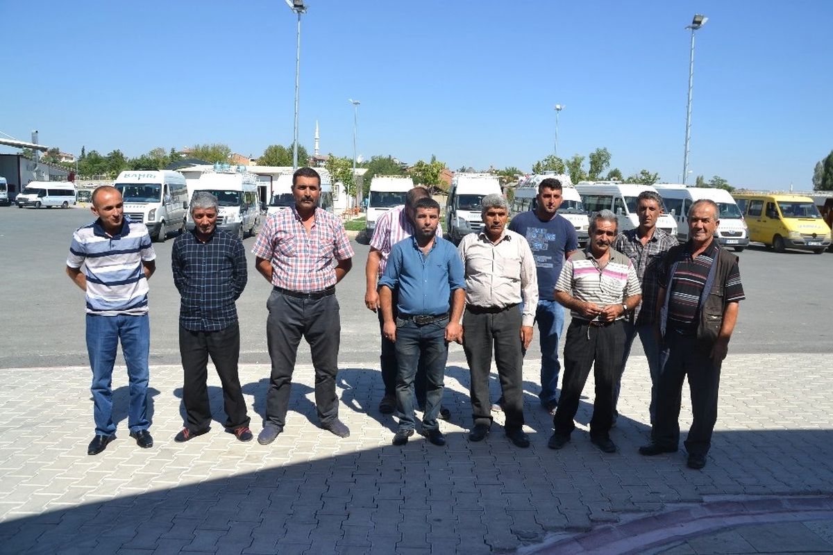 Minibüsçülerden \'Garaja Alınmıyoruz\' İddiası