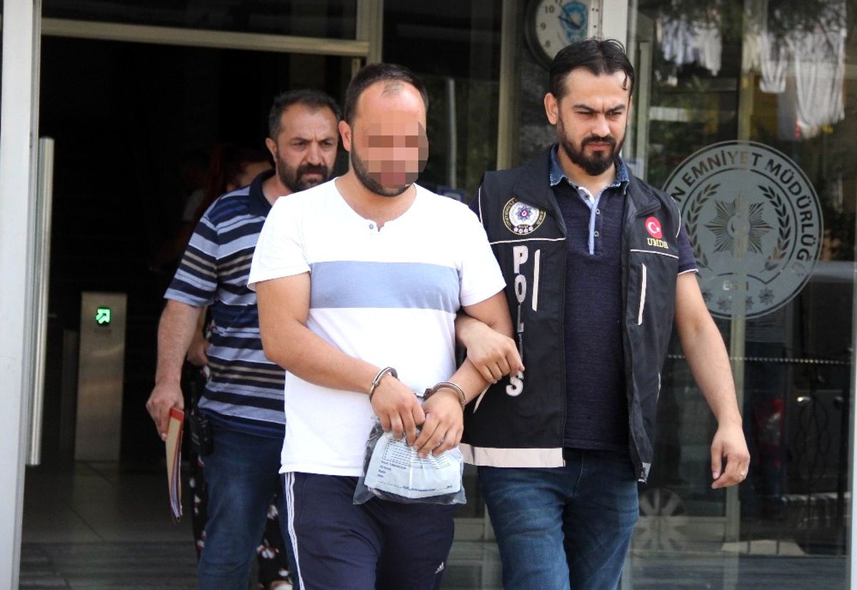 Otlar Arasına Uyuşturucu Hap Saklayan Genç Gözaltına Alındı