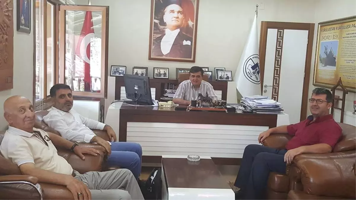 Başkan Yalçın, Sakarya Gazetesi\'nin Sahibiyle Bir Araya Geldi