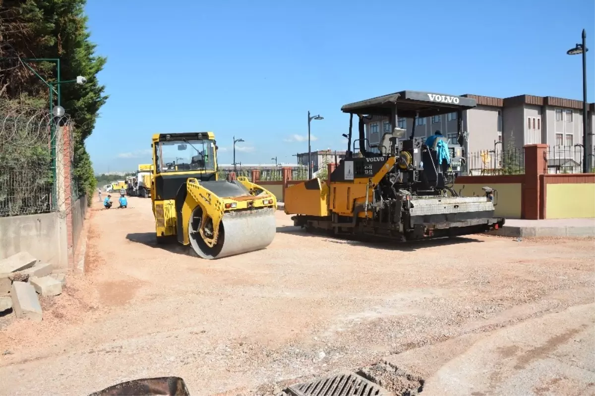 Okul Yolu Asfaltlandı