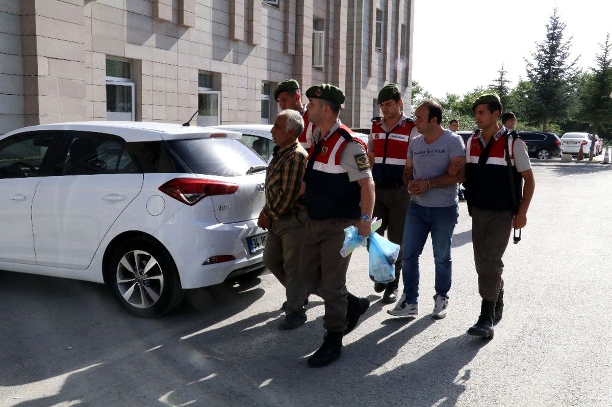 Sahte Para Dolandırıcıları Yakayı Ele Verdi