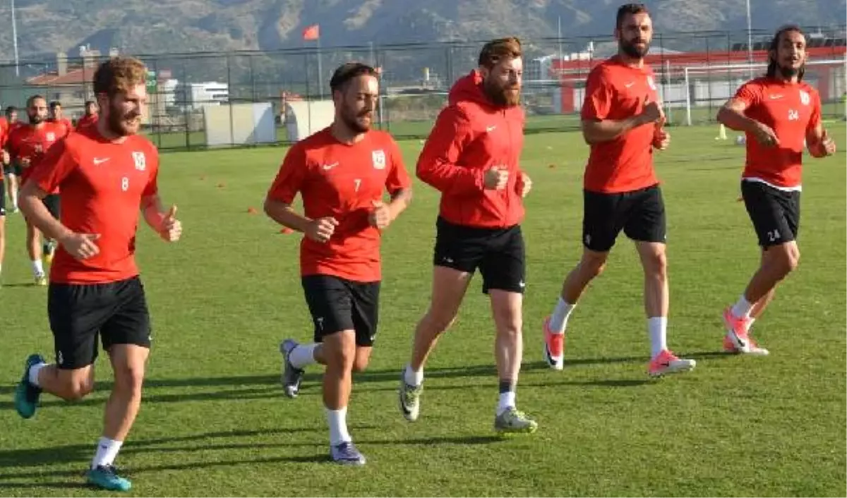 Balıkesirspor\'da İkinci Etap Çalışmaları Sürüyor