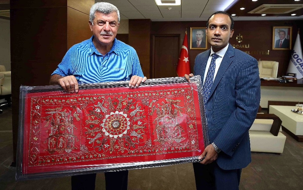 Başkan Karaosmanoğlu: "Bangladeş Bizim Kardeş Ülkemiz"