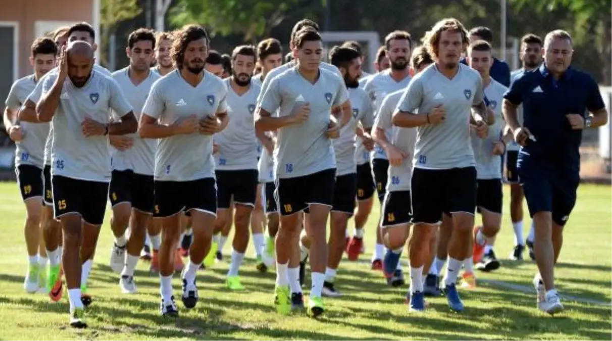 Bucaspor\'da Forma Aslanın Ağzında