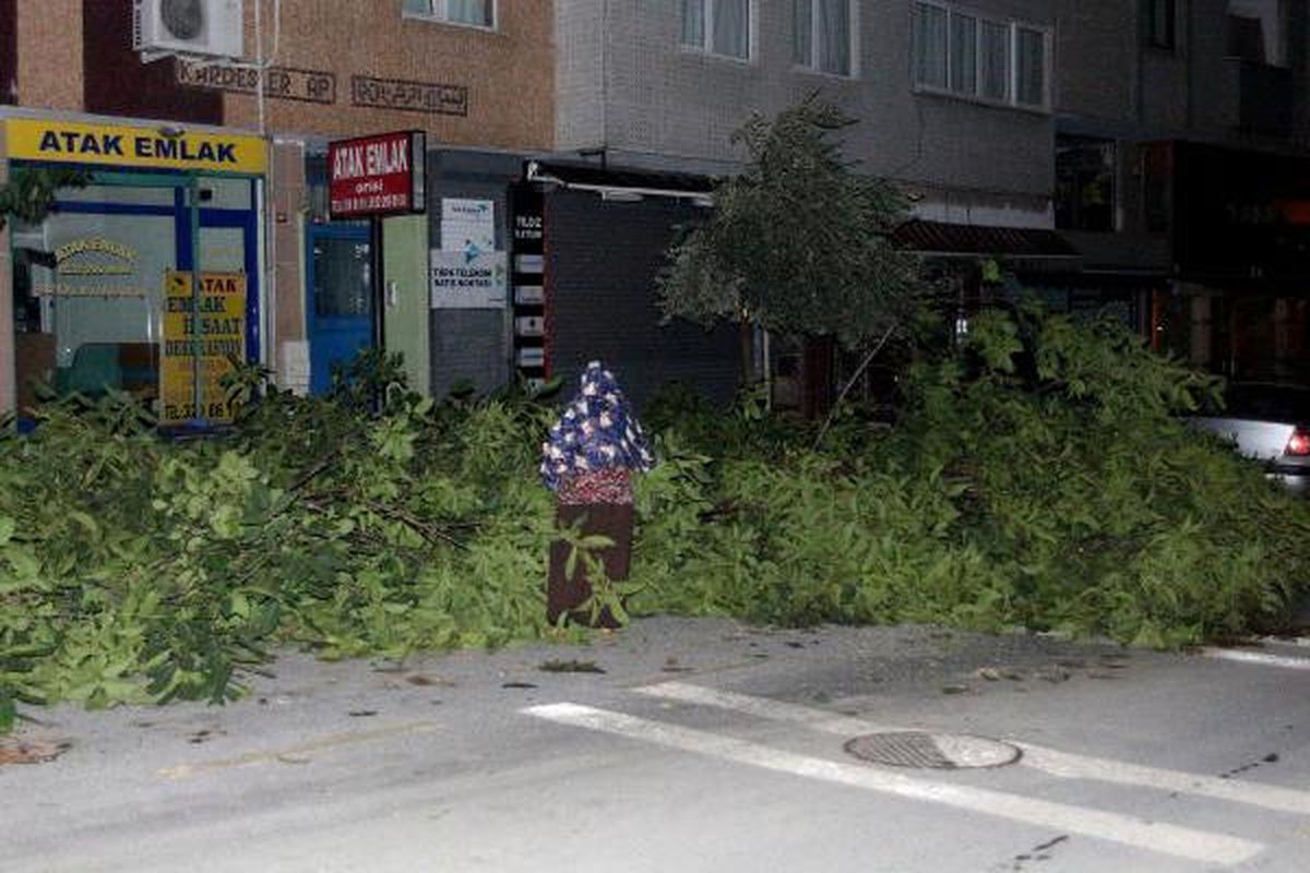Dolu ve Sağanak Yağmurun Ardından Oluşan Hasar Boyutu Belirginleşti