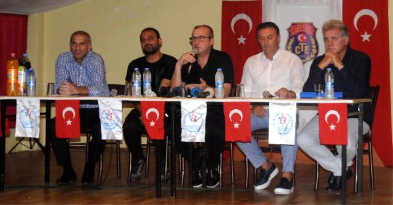 Futbolun Efsaneleri Trabzon\'da Genç Hükümlülerle Buluştu
