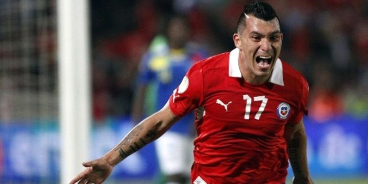Gary Medel\'den Cevap Geldi!