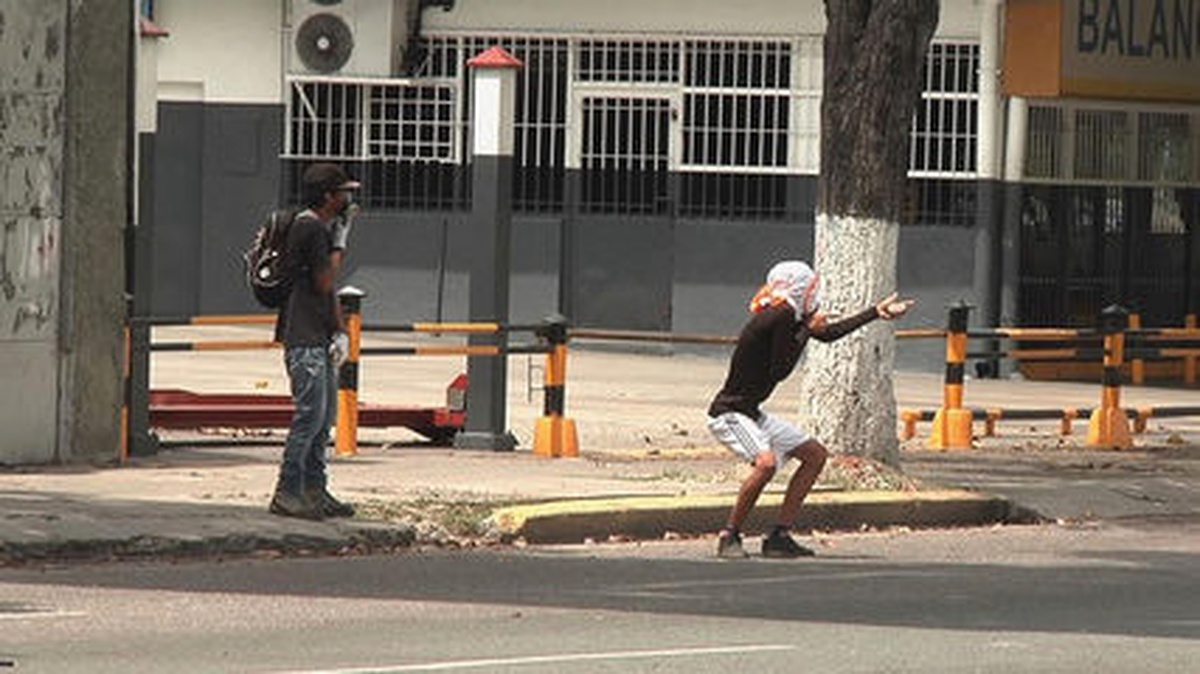 Maduro Karşıtı Protestolarda 5 Kişi Daha Yaşamını Yitirdi