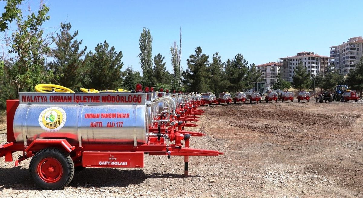 Orman Yangınları ile Mücadele İçin Su Tankerleri Dağıtıldı