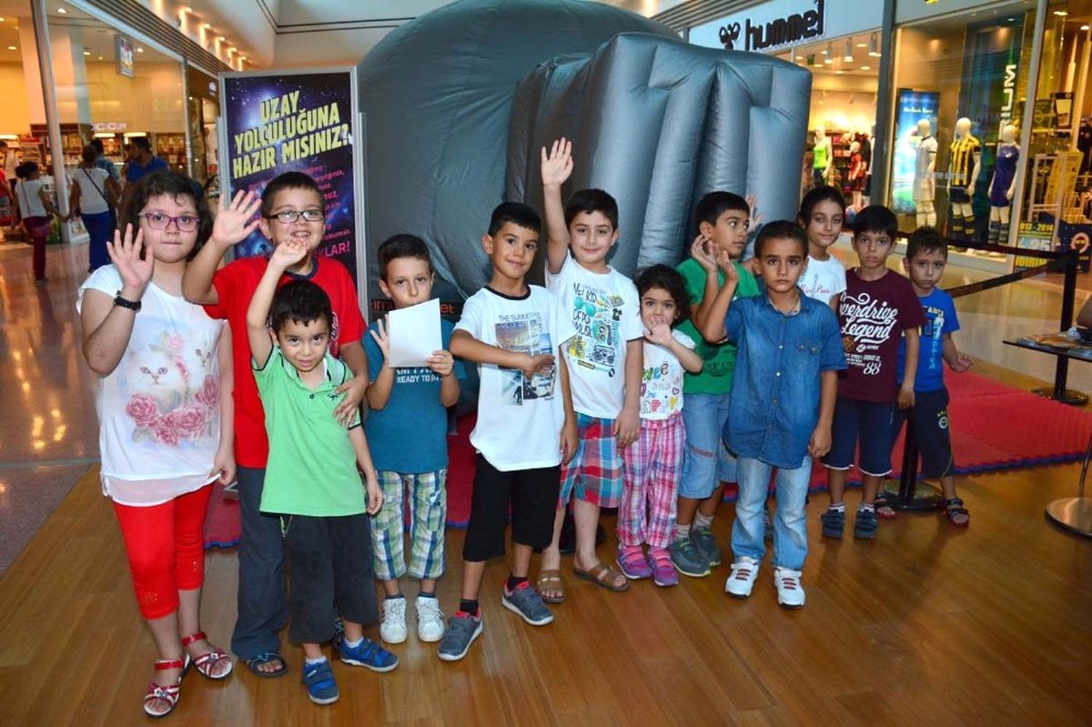 Piazza\'da Uzayın Sırları Açığa Çıkacak