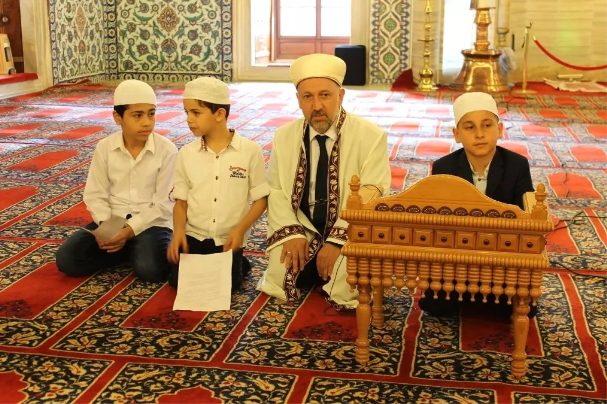 Selimiye Camii Çocuklarla Doldu Taştı