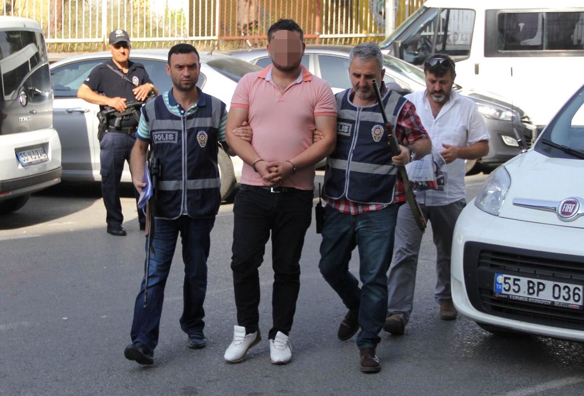 Silahlı Suç Çetesine Operasyon: 20 Gözaltı