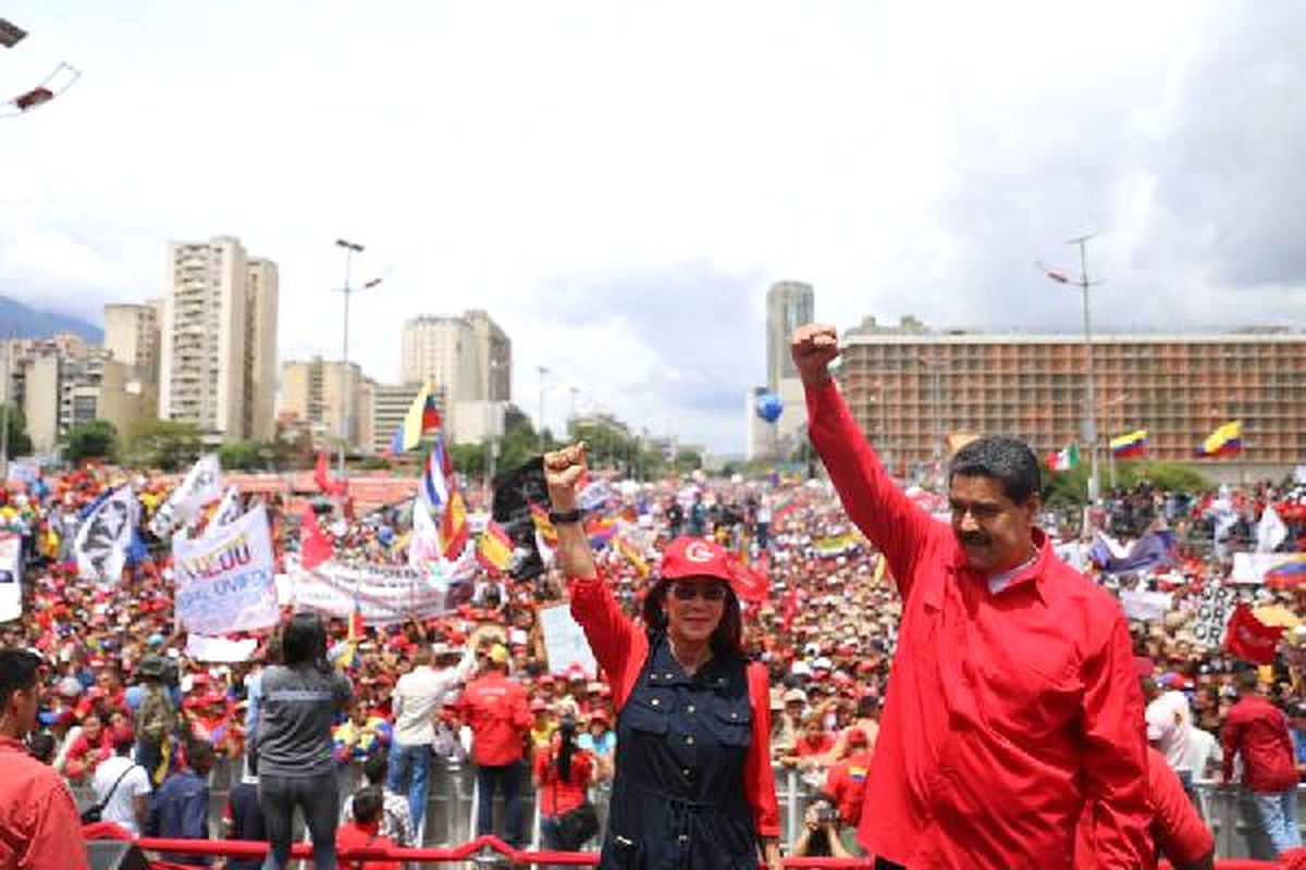 Venezuela Hükümetinden Protesto Yasağı