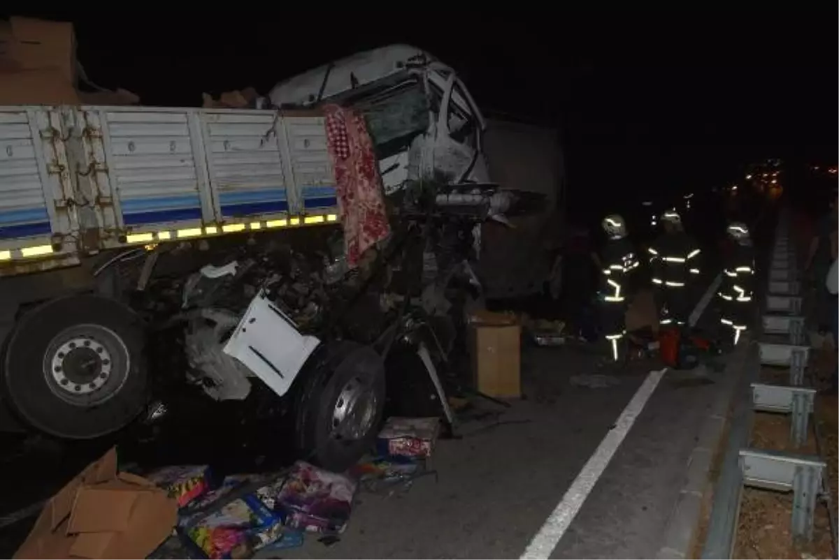 Alkollü Sürücü Zincirleme Kazaya Neden Oldu; 1 Ölü, 4 Yaralı