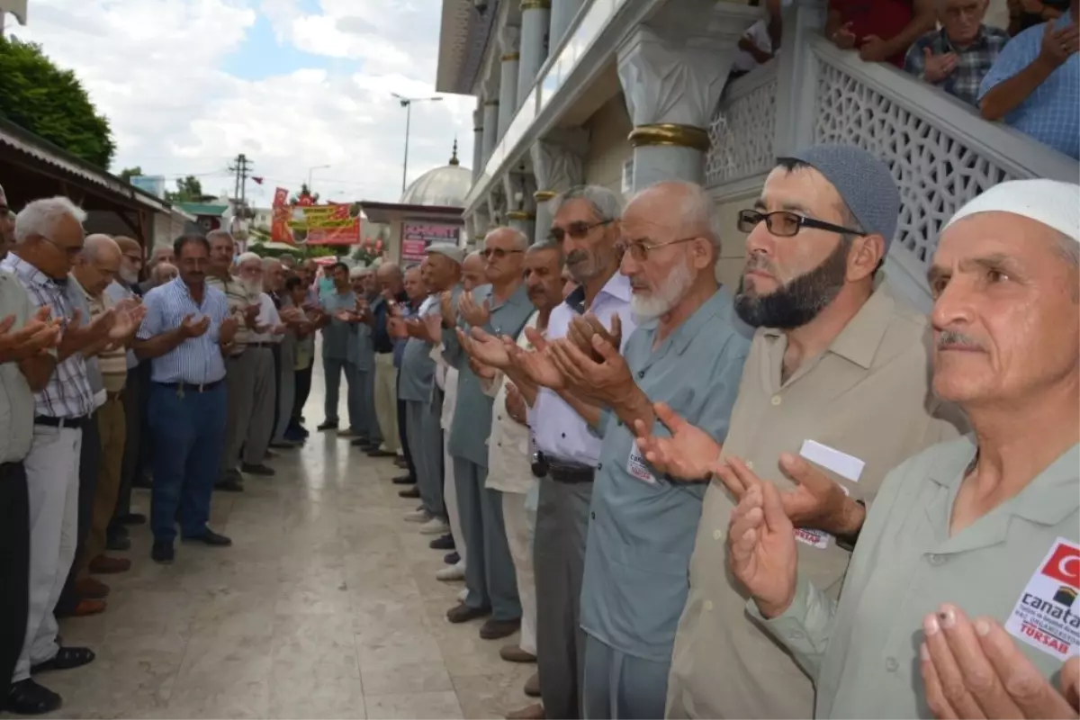 Hacı Adayları İçin Uğurlama Töreni