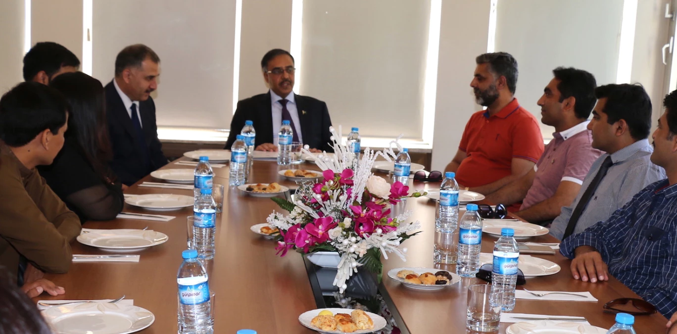 Pakistan Büyükelçisi Mahmood, Türkiye ile Pakistan Arasındaki Sağlık Sektörü İşbirliğini Değerlendirdi