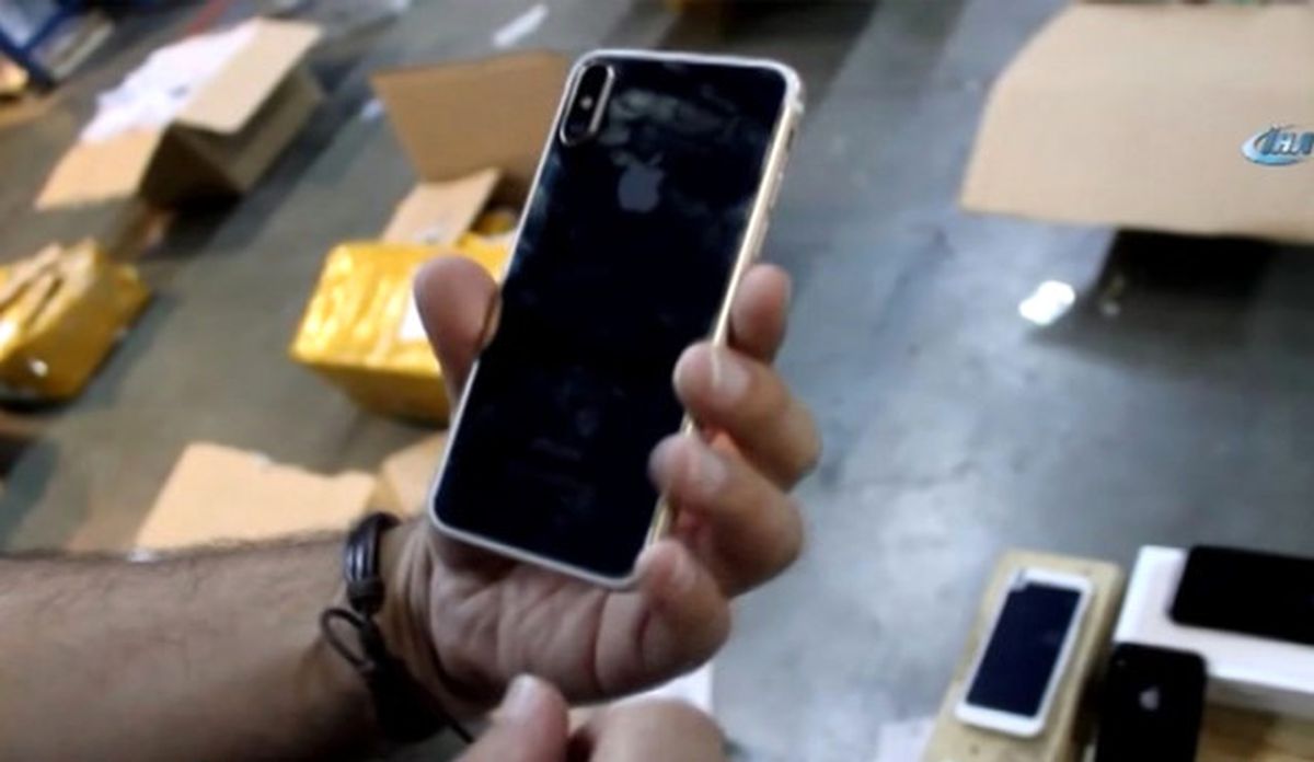 Üretimde Olmayan İphone 8\'i Yapmışlar!