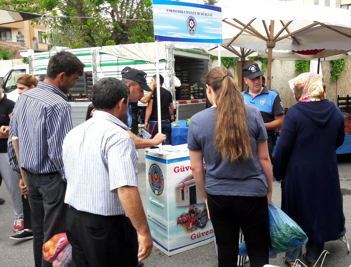 Vatandaşlar, Dolandırıcılara Karşı Uyarıldı