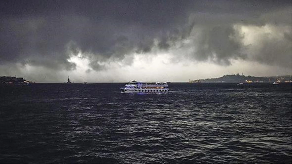 İstanbul\'u Vuran Tufan Sonrası Uzmanlar Uyardı: Bu Daha Başlangıç