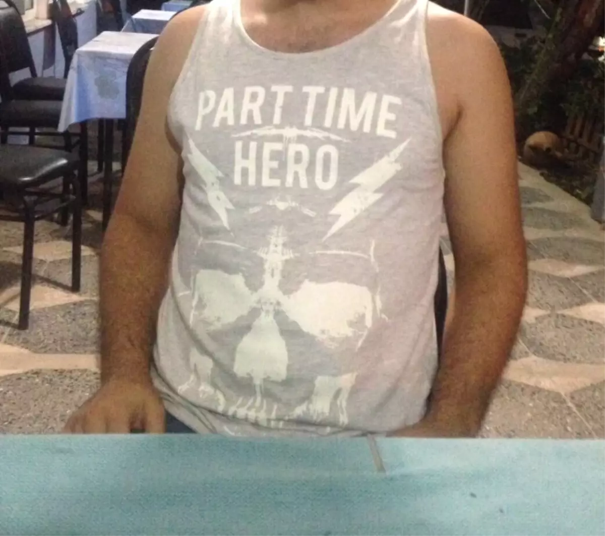 Part Time Hero\' Tişörtüne Gözaltı