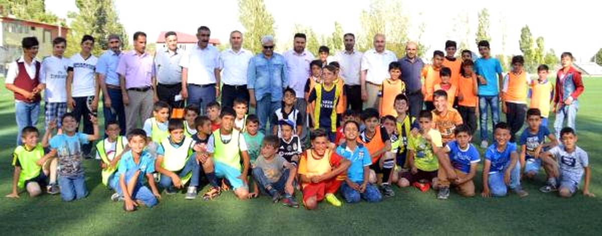 Sabah Camide Kuran Kursu, Öğleden Sonra Futbol Turnuvası