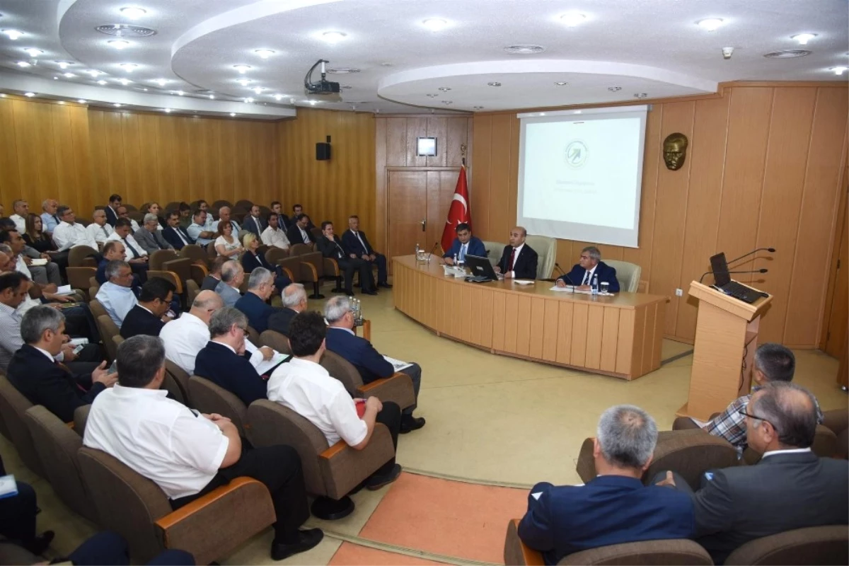 Vali Demirtaş\'ın Başkanlığında "Ekonomi Değerlendirme Toplantısı" Yapıldı