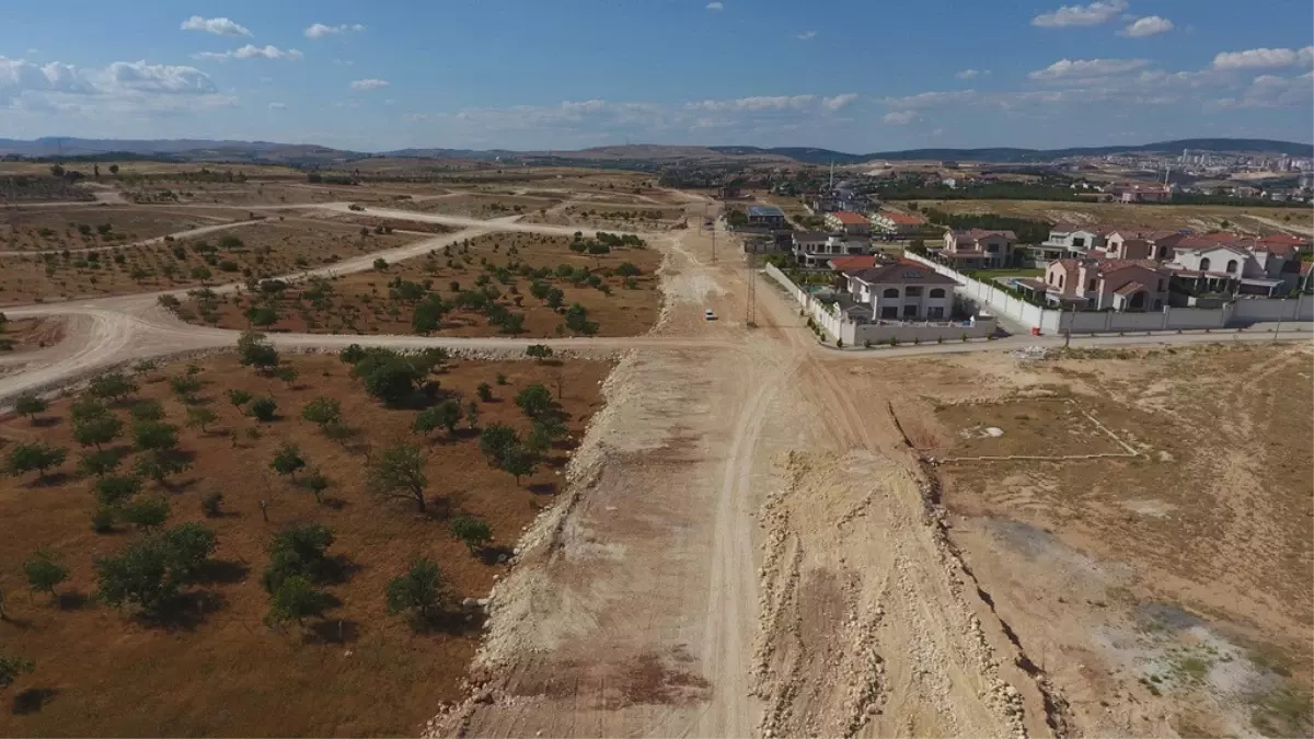 6 Metre Genişliğinde Olan Yol 40 Metreye Çıkıyor