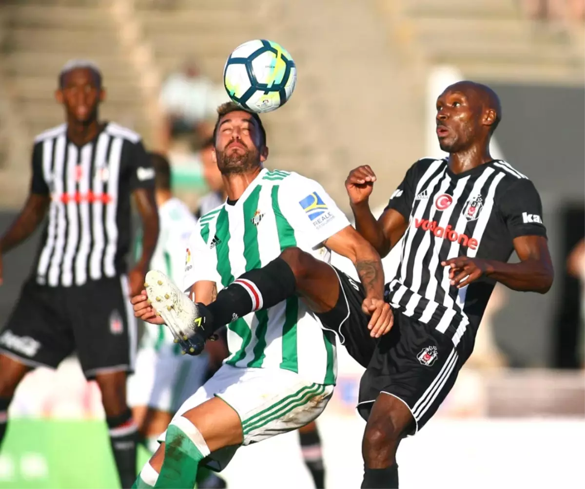 Beşiktaş Real Betis Ile 1-1 Berabere Kaldı