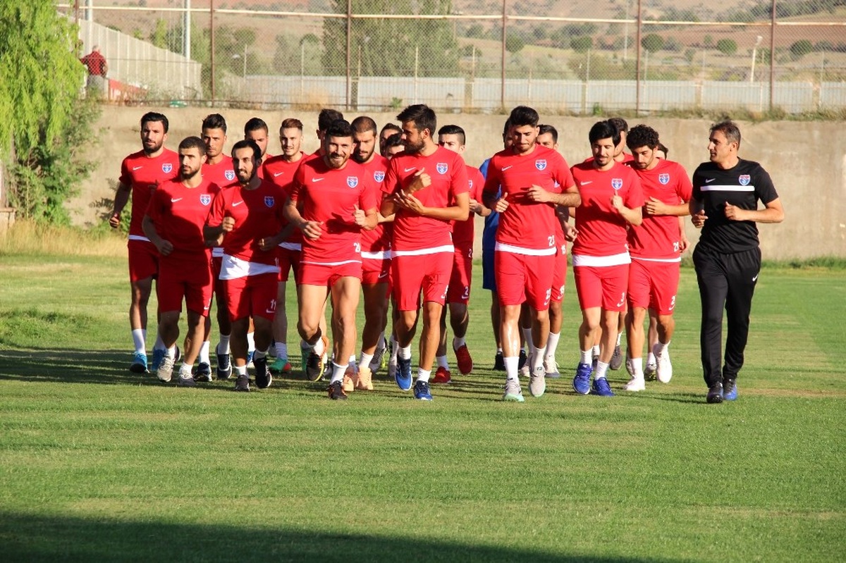 Elaziz Belediyespor\'un 1. Etap Kampı Sona Erdi