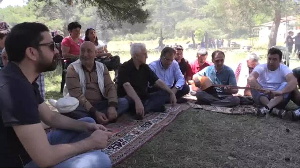 Erzurum\'un Gelenekleri Dadaşların Şenliğinde Canlandı