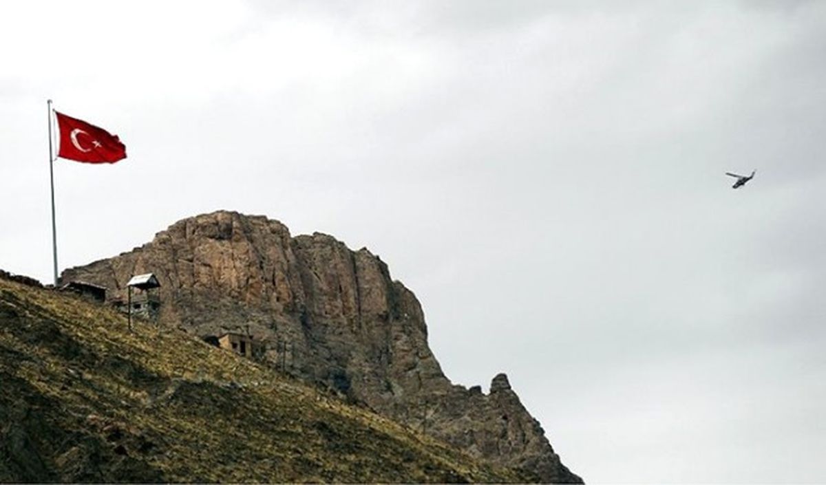 Hakkari\'de 2 PKK\'lı Terörist Etkisiz Hale Getirildi