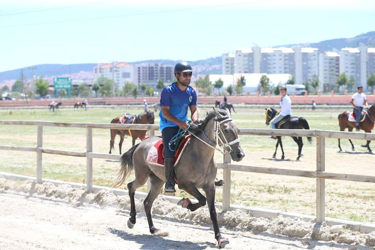 Kütahya\'da Rahvan At Yarışları