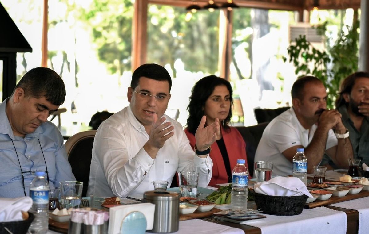 Tütüncü\'den Ruhsat Ücreti Müjdesi