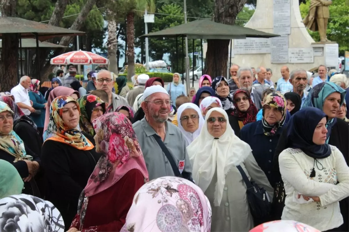 Ünye\'den İlk Hac Kafilesi Yola Çıktı