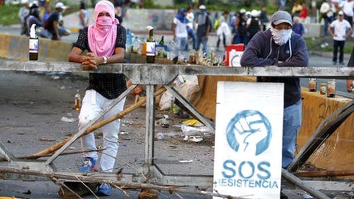 Venezuela\'da Referandum Gerginliği Şiddet Olaylarına Dönüştü