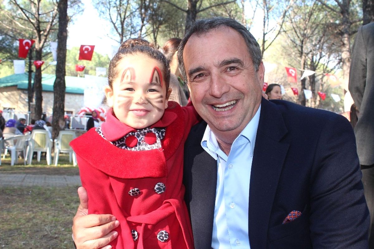 Ayvalık\'ta Örnek Sosyal Sorumluluk Projesi