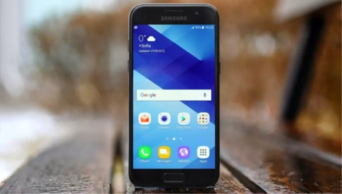 Galaxy A3 (2017) İçin Android 7.0 Nougat Çıktı!