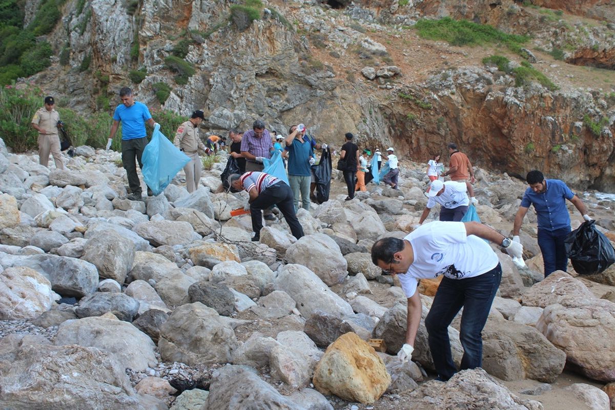HBB\'nin Katkıları İle Ulaşılamayan Samandağ Koyları Temizlendi