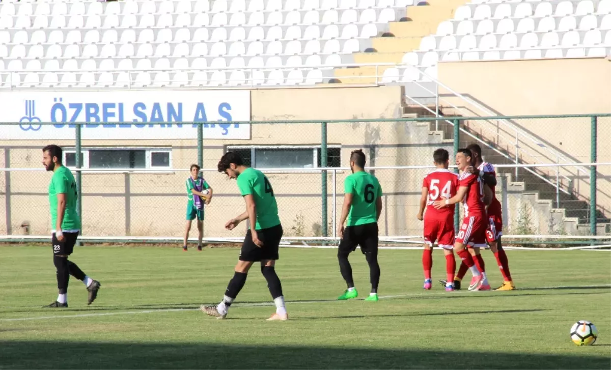 Sivasspor Hazırlık Maçını 3 Golle Kazandı