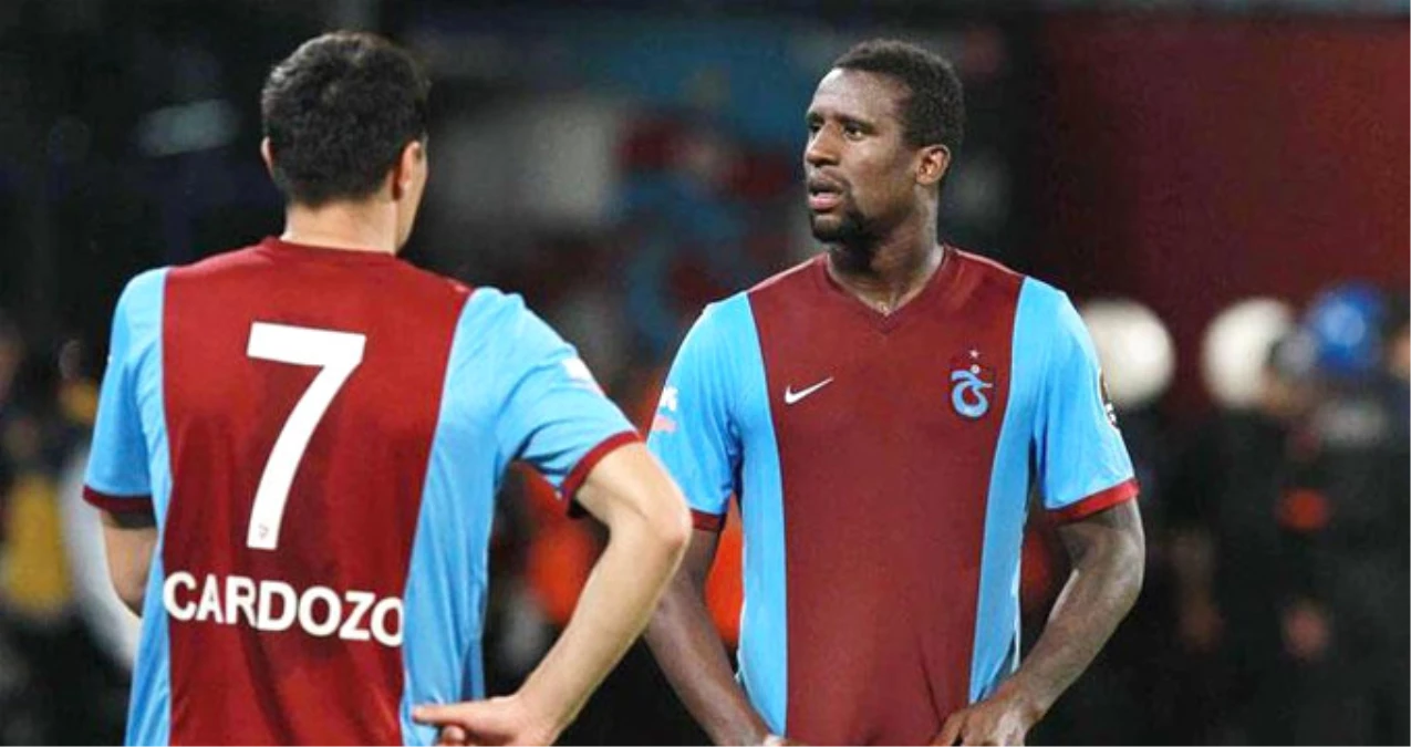 Trabzonspor\'un Eski Futbolcusu Douglas Sosyal Medyadan Kulüp Arıyor