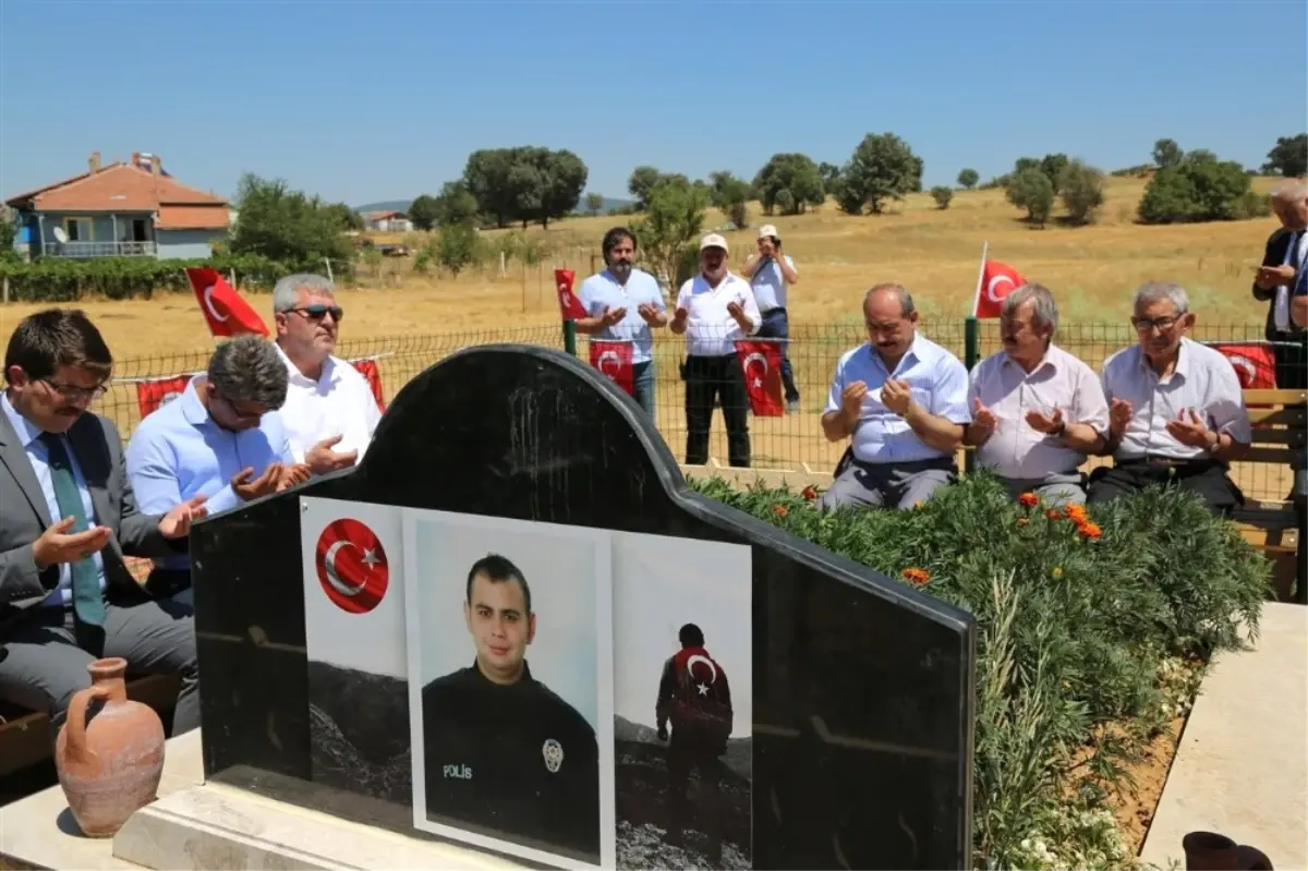 Uşak\'ta Şehit Polis, Şehadetinin 1. Yıl Dönümünde Anıldı