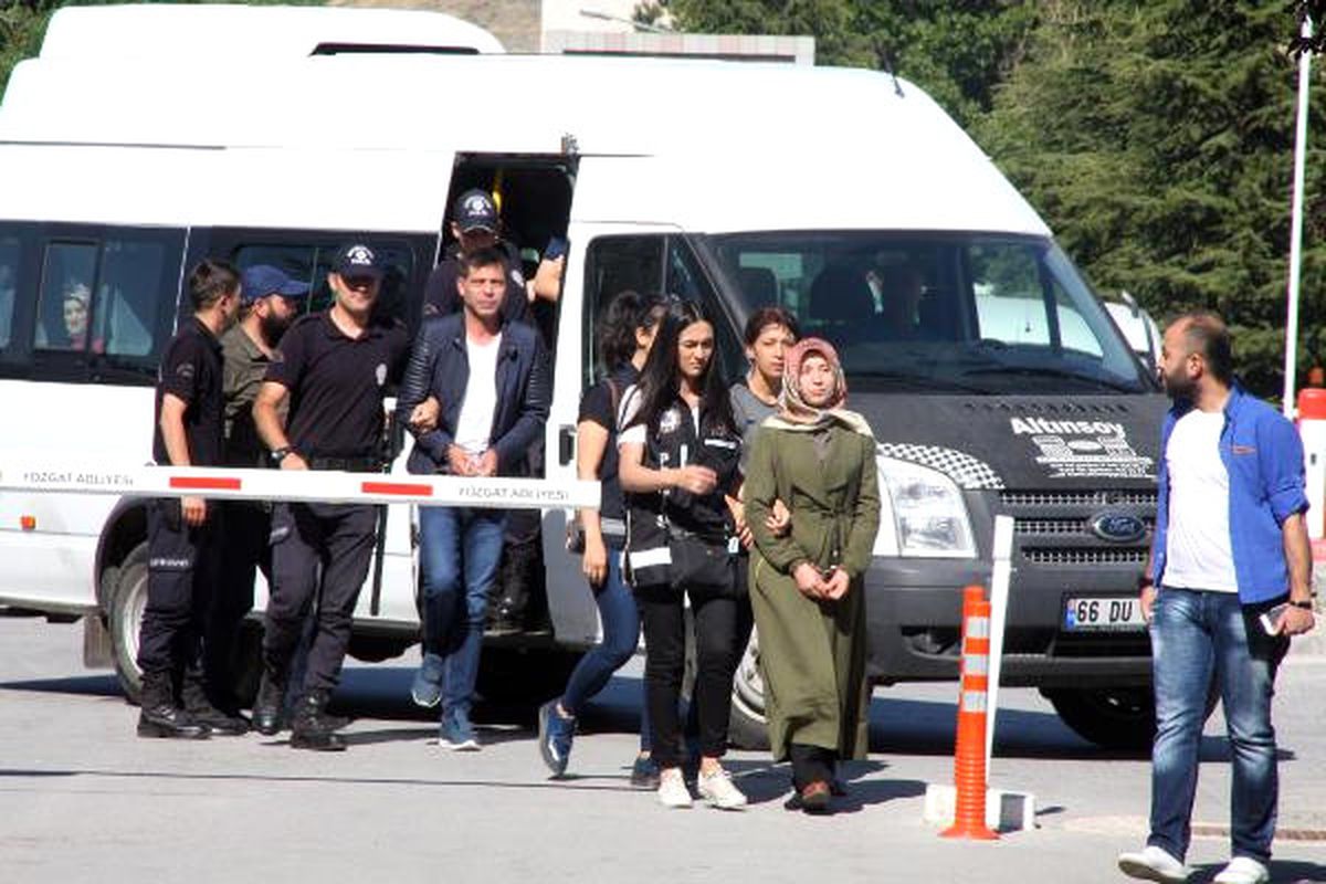 Yozgat\'ta \'Bylock\' Kullanan 2 Kişi Tutuklandı