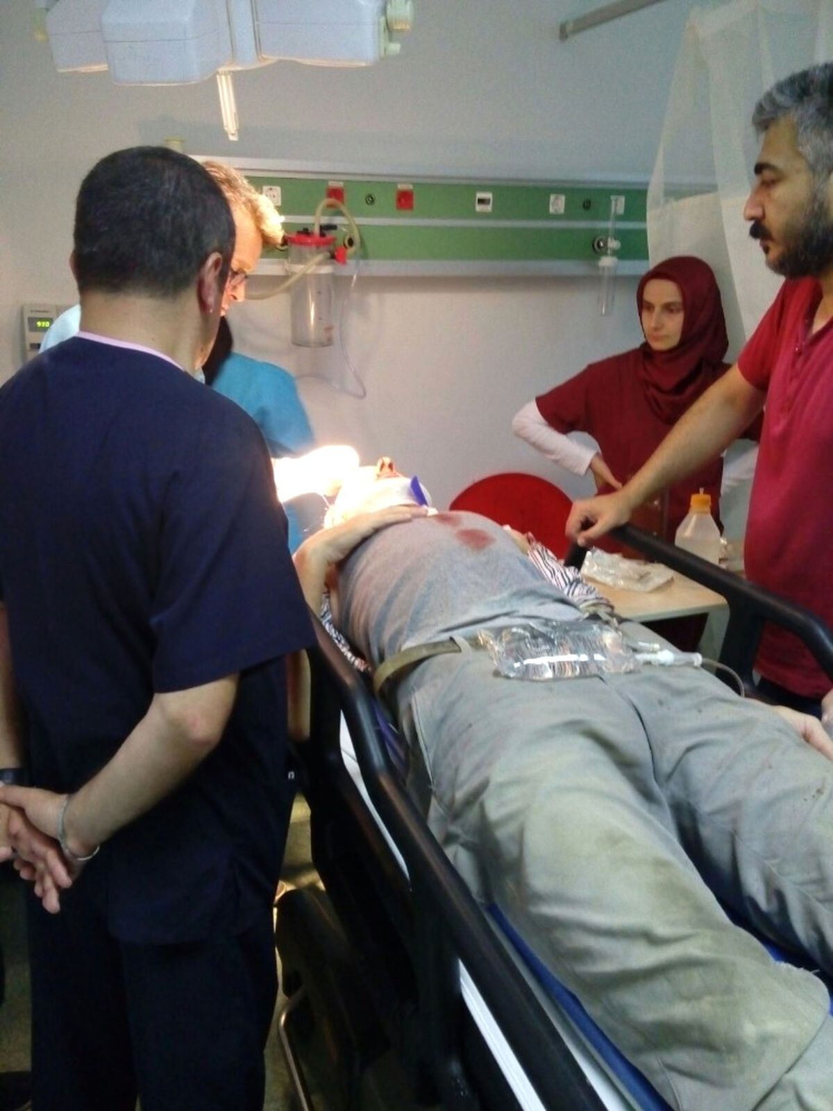 2. Kattan Düşen İnşaat İşçisi Ölümden Döndü