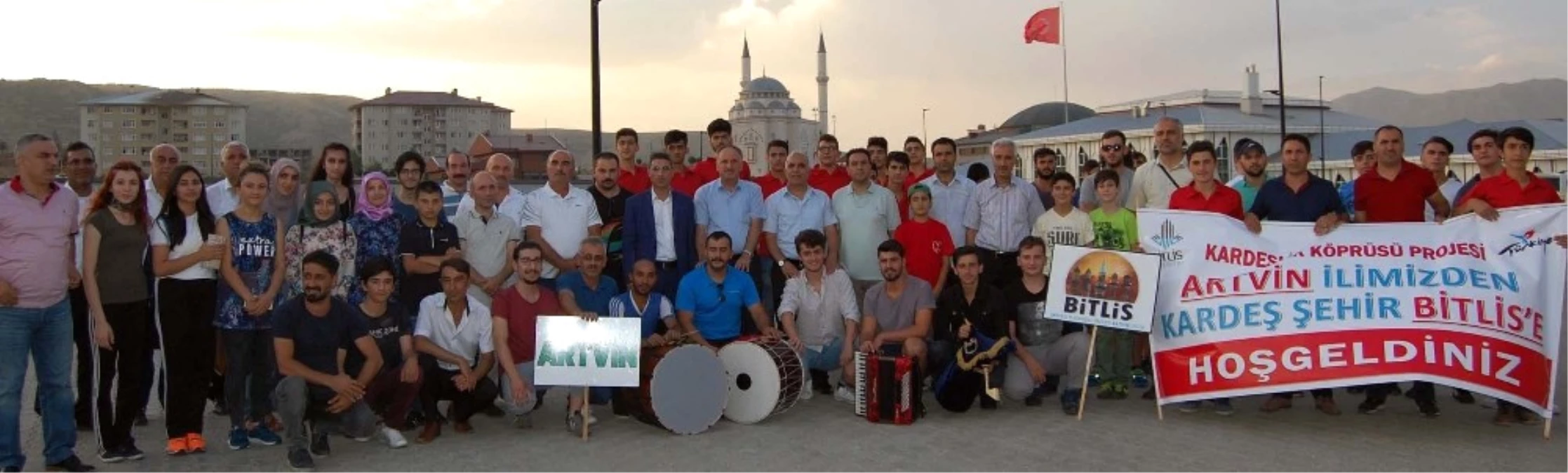 Artvinliler ile Bitlisliler "Kardeşlik Projesi" Kapsamında Buluştu