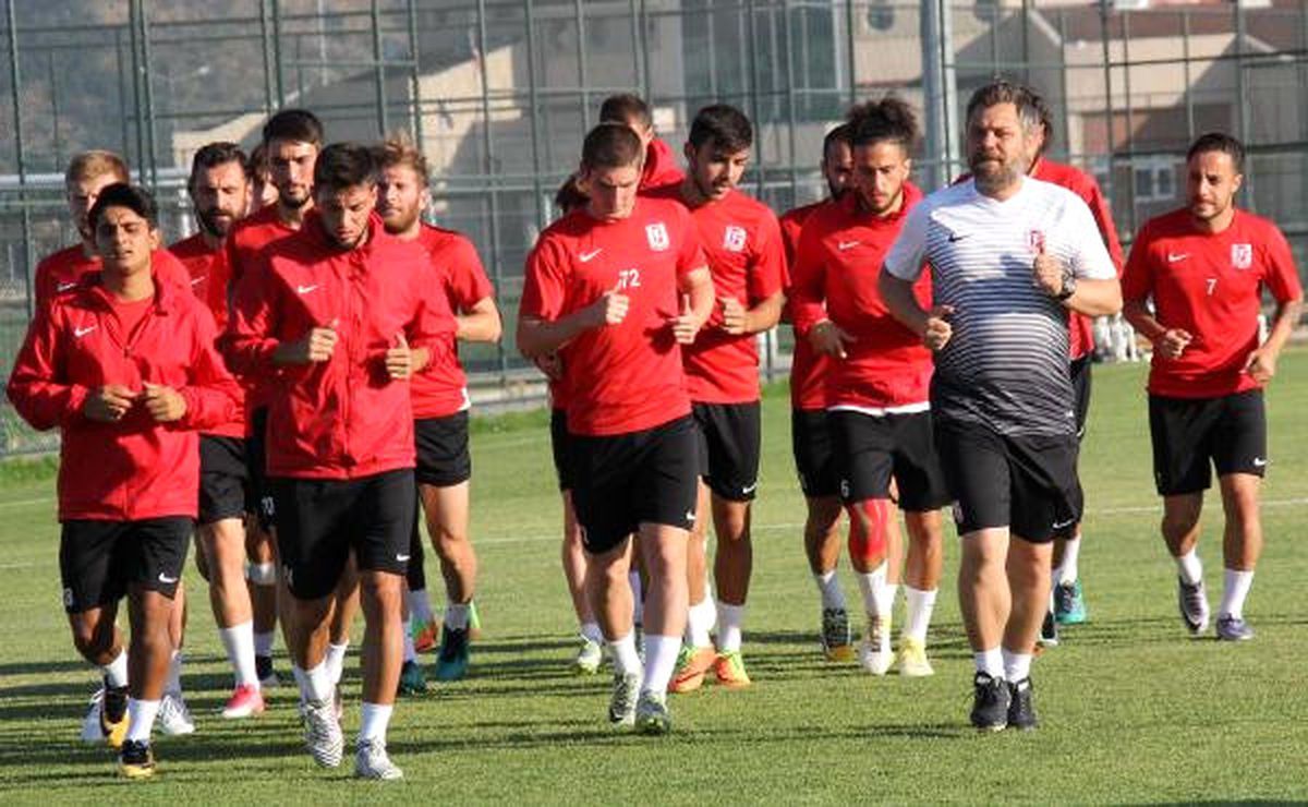 Balıkesirspor\'da Teknik Direktör Cangök Umutlu